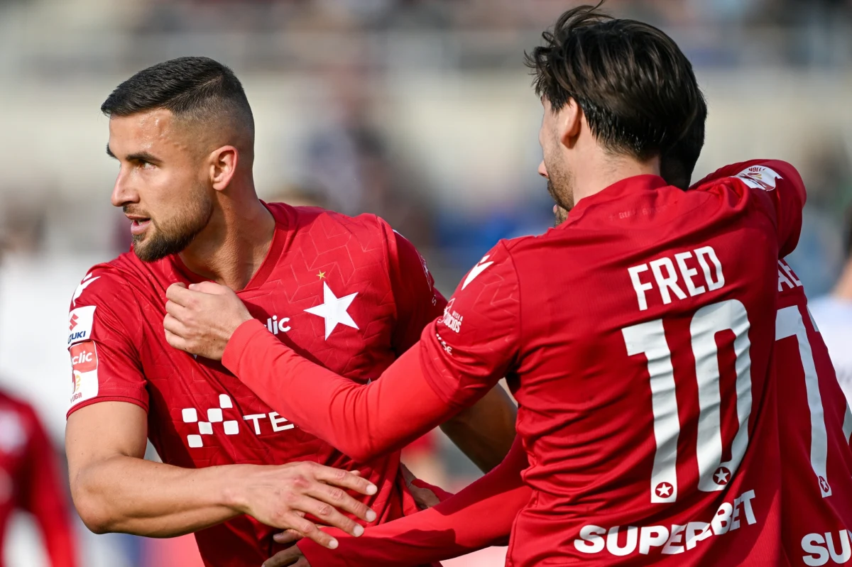 Arka Gdynia i Bruk-Bet Termalica Nieciecza mogą już przygotowywać się do nowego, ekstraklasowego sezonu. Trzeciej drużyny, która wywalczy awans z 1. Ligi, jeszcze nie znamy. Wyłonią ją dwuetapowe baraże. Dziś półfinały. Wisła Płock podejmie w nich Polonię Warszawa, a Wisła Kraków zagra z Miedzią Legnica. Wielki finał w niedzielę.