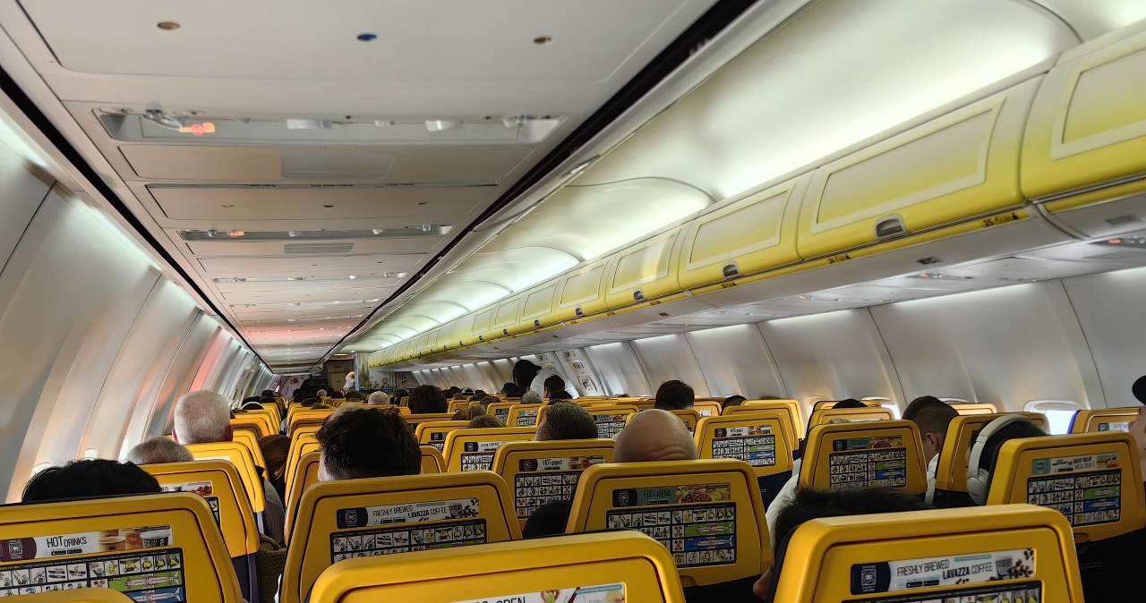 W jakie dni bilety lotnicze są najtańsze? Turyści często się na to nabierają