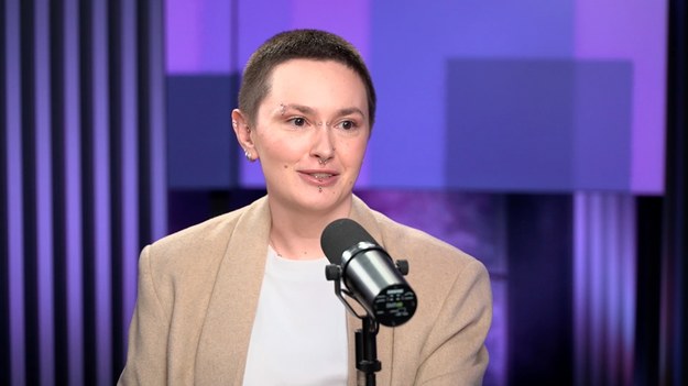 Gościnią nowego odcinka podcastu wideo "Zdanowicz pomiędzy wersami" była seksuolożka,  Aleksandra Plewka. W rozmowie z prowadzącą, Katarzyną Zdanowicz, mówiła m.in. o stawianiu granic w relacji. 