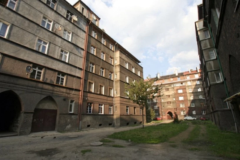 Przejęli kamienicę za bezcen. Wyremontowali i grzecznie oddali [13 PIĘTER]