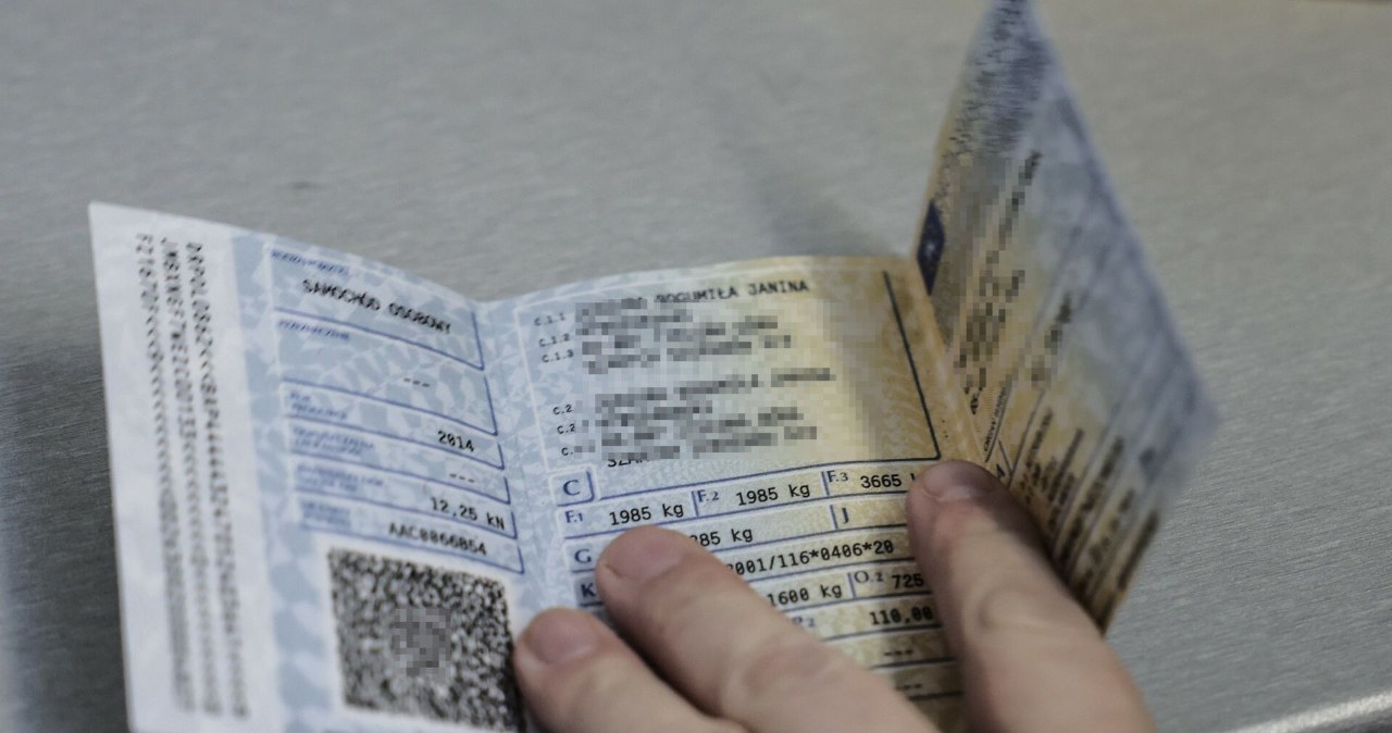 Dowód rejestracyjny do likwidacji. Ministerstwo Cyfryzacji podało termin