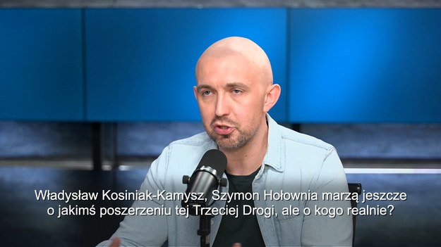 Niekorzystny dla Koalicji 15 Października wynik wyborów prezydenckich może wywołać w niej niemałe turbulencje. Piotr Witwicki i Marcin Fijołek w nowym odcinku "Politycznego WF-u" mówią o scenariuszach, w których Lewica opuszcza rząd Donalda Tuska przed 2027 rokiem, gdy wybierzemy posłów i senatorów, a Trzecia Droga całkiem się rozpadnie. Zobacz fragment podcastu Interii!