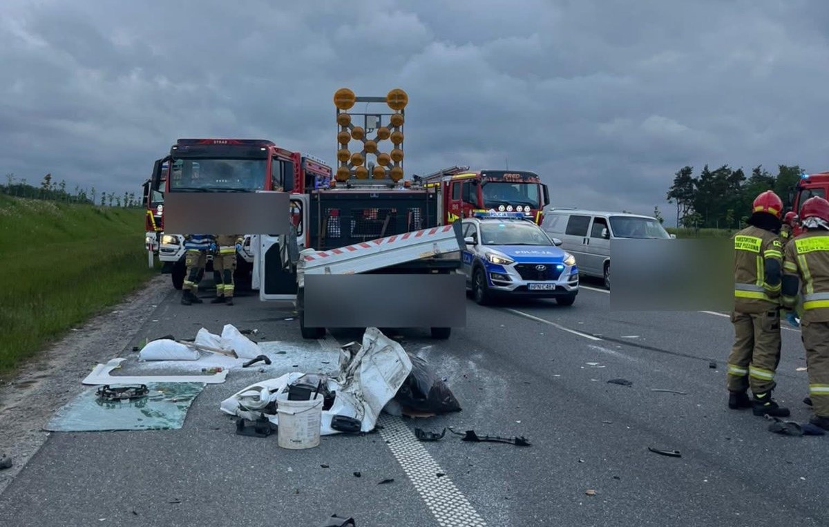 Tragiczny wypadek na S6 z udziałem kampera i auta pomocy drogowej