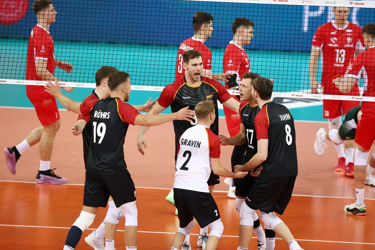 Polscy siatkarze przegrali z Niemcami 1:3 (24:26, 22:25, 25:17, 28:30) w swoim trzecim meczu towarzyskiego turnieju Silesia Cup. Niemcy wygrali zawody.