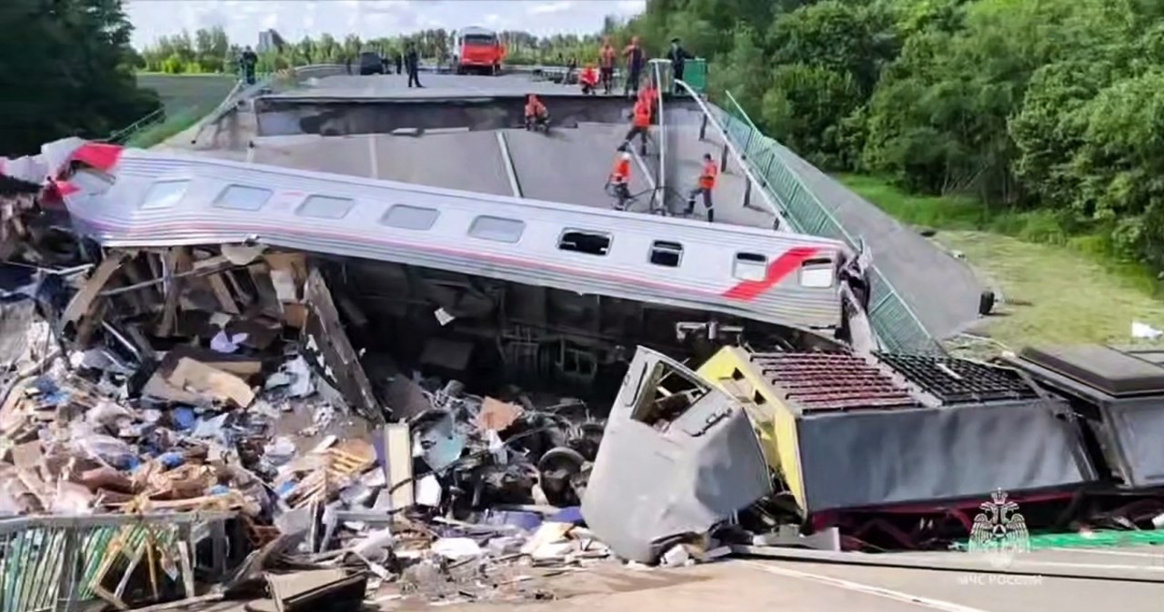 "Akty terroru". W Rosji zawaliły się dwa mosty
