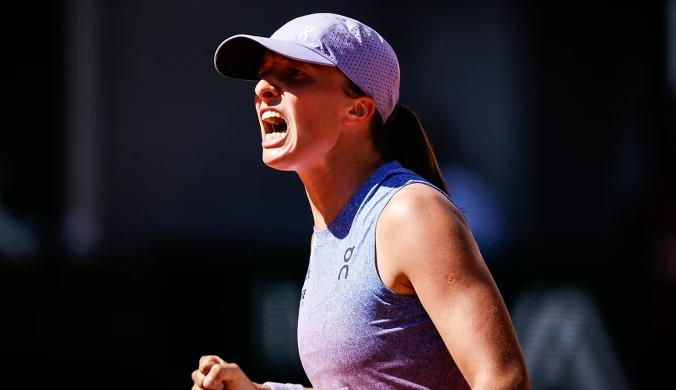 Nokaut na Świątek. Trybuny w Paryżu w szoku, oto reakcja po pierwszym secie