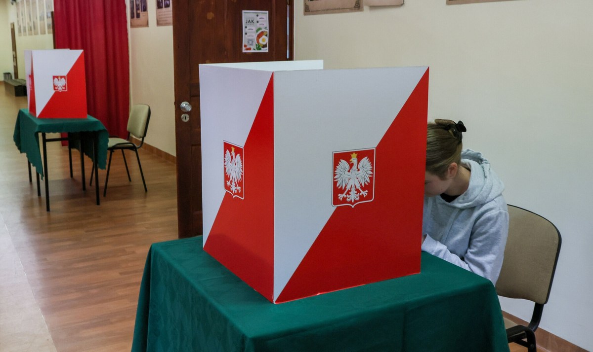 Polacy wybierają prezydenta. niedługo zamknięcie lokali wyborczych [RELACJA]