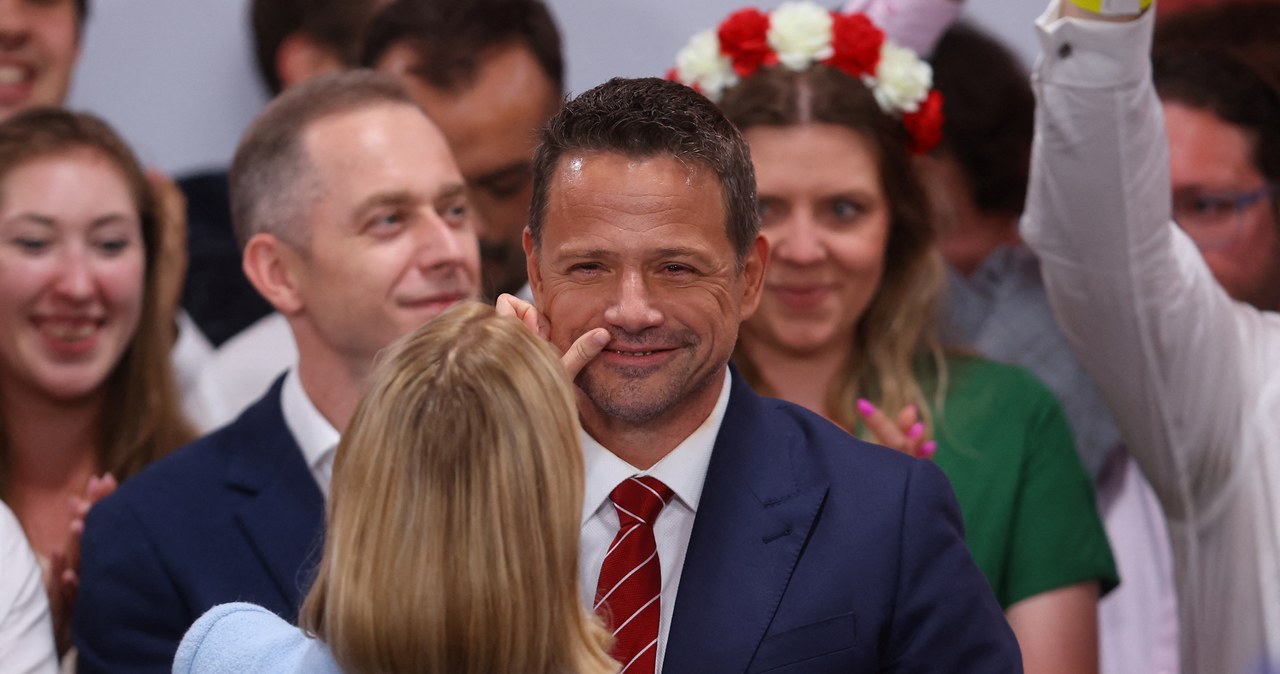 Minimalna przewaga Trzaskowskiego w exit pollu. Senator KO: Ważne głosy za granicą