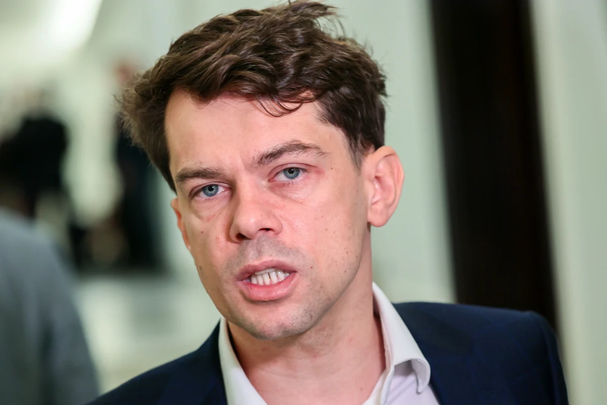 Wiceminister rolnictwa Michał Kołodziejczak rozważa odejście z rządu. Jest już spakowany, a decyzję ma podjąć jeszcze w tym tygodniu - dowiedział się dziennikarz RMF FM Michał Radkowski. 