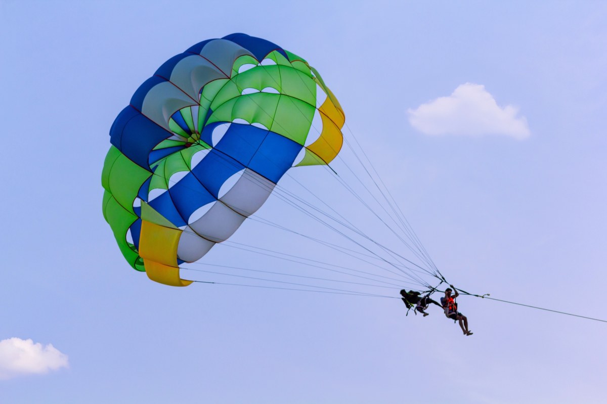 Koszmar w turystycznym raju: 19-latka zginęła podczas parasailingu