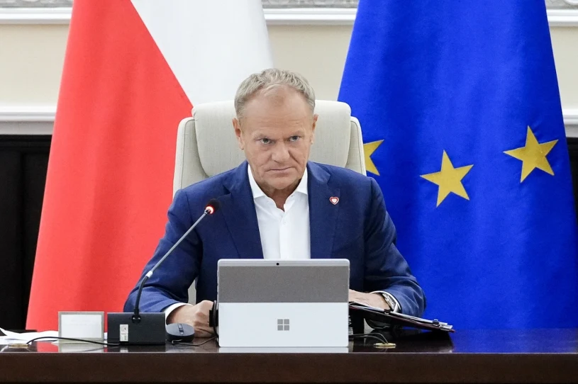 Tusk kasuje reformę, wywołuje burzę. "Problem trzeba rozwiązać u źródła"