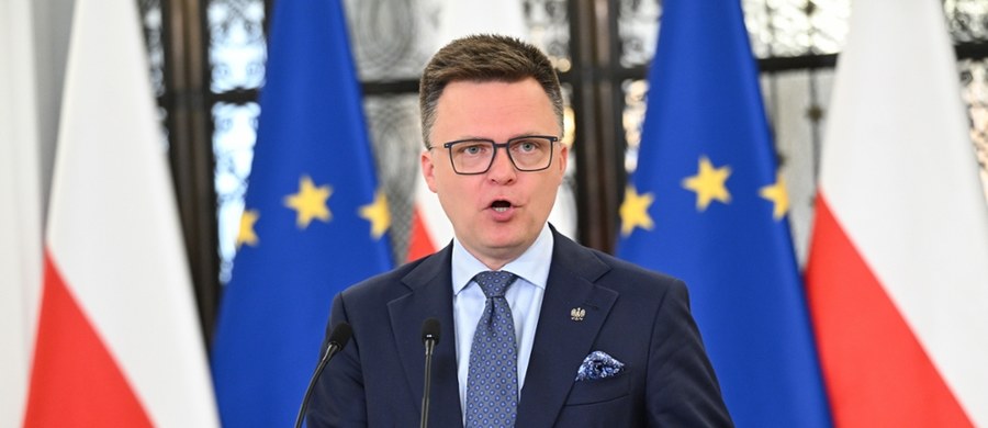 Czy to początek końca Trzeciej Drogi? Szymon Hołownia poinformował, że w najbliższych tygodniach Polska 2050 będzie rozmawiać z PSL o tym, czy warto kontynuować ten projekt. Lider Polski 2050 zapowiedział również, że w partii dojdzie do zmian, które - w jego ocenie - są potrzebne, by usprawnić jej działanie.