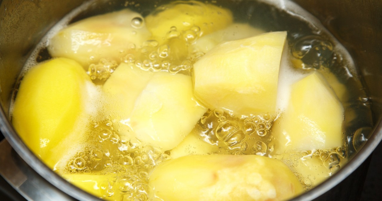 Ziemniaki tuczą? Co dzieje się z ciałem, gdy jemy je często?