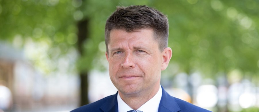 ​"Po tym wyniku wyborów trzeba wyciągnąć wnioski z tego, co się stało" - tak o ewentualnym rozpadzie Trzeciej Drogi mówił poseł Polski 2050 Ryszard Petru. Polityk, w rozmowie z Kacprem Wróblewskim w internetowym radiu RMF24, skomentował wynik wyborów prezydenckich, a także zapowiadaną rekonstrukcję rządu.