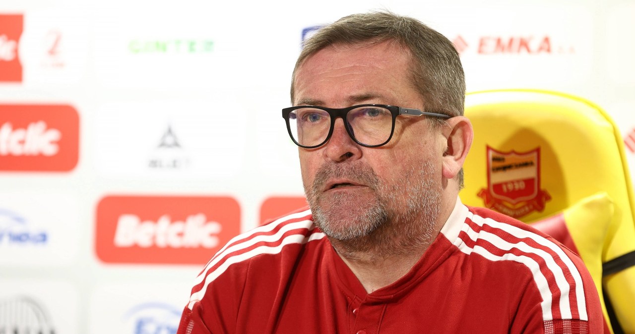 Awansował do I ligi i został zwolniony. W tle wielka afera alkoholowa. "To kompletna bzdura"