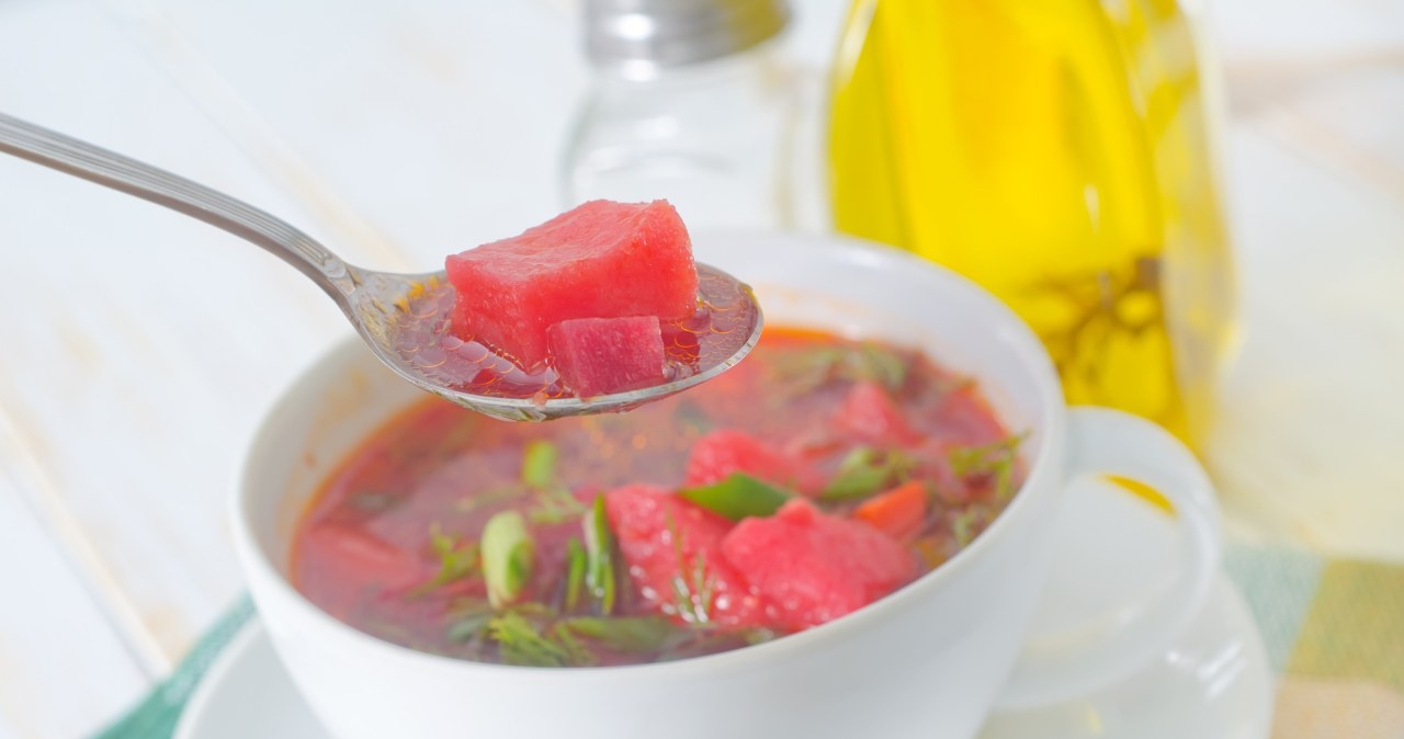 Taki chłodnik robiła moja babcia. Cały garnek znikał z kilka minut