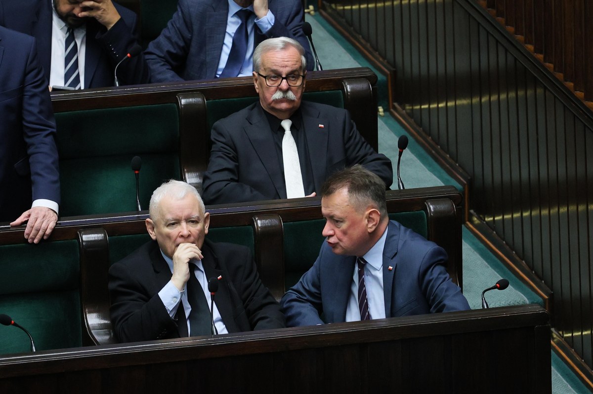 PiS chce rozmawiać o rządzie technicznym. Kto weźmie udział w spotkaniu?