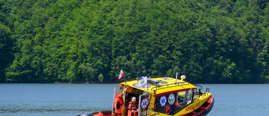 Bieszczadzkie Pogotowie Ratunkowe w Sanoku po raz pierwszy w swojej historii będzie dysponować własną łodzią ratunkową. Dzięki temu zwiększy się bezpieczeństwo turystów przebywających nad Jeziorem Solińskim – jednym z najchętniej odwiedzanych miejsc w Bieszczadach.