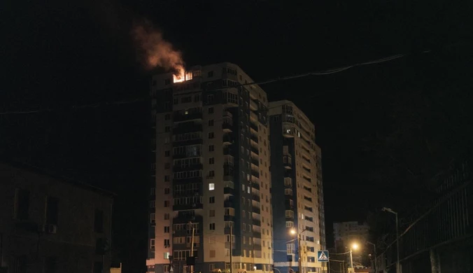 Kolejne nocne ataki rosyjskich dronów na Ukrainę. Pięć osób nie żyje 