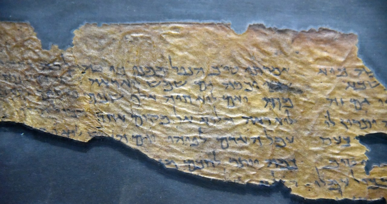 Te ręce pisały Biblię? Zaskakujące informacje o zwojach z Qumran