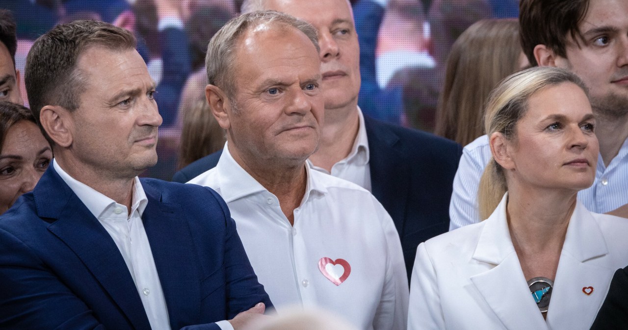 Kulisy rozmowy Tuska z posłami. "Uderzyć się we własne piersi"