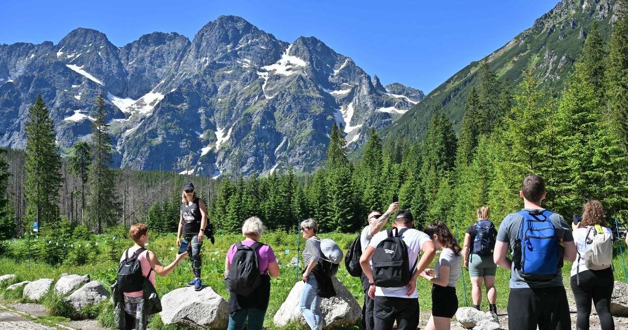Turyści w górach wciąż łamią jedną zasadę. Zachowanie szokuje