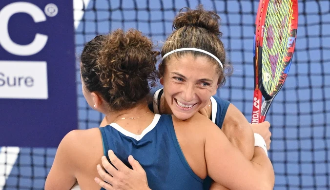 Feta tuż przed meczem Świątek na Philippe-Chatrier. Włoski tytuł w 71 minut