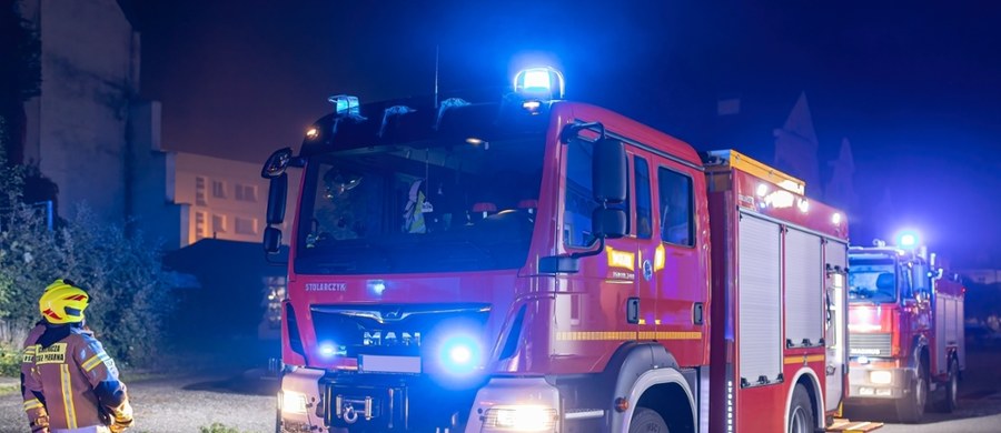 Wybuch butli z gazem w jednym z bloków przy ul. Gościnnej w Kaliszu (woj. wielkopolskie). Ewakuowanych zostało 14 osób, w tym troje dzieci. Część z nich nie mogła wrócić do swoich mieszkań. 
