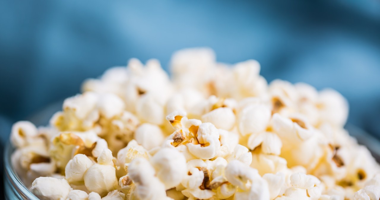 Godny zamiennik dla słonych przekąsek. Wystarczy garnek z przykrywką