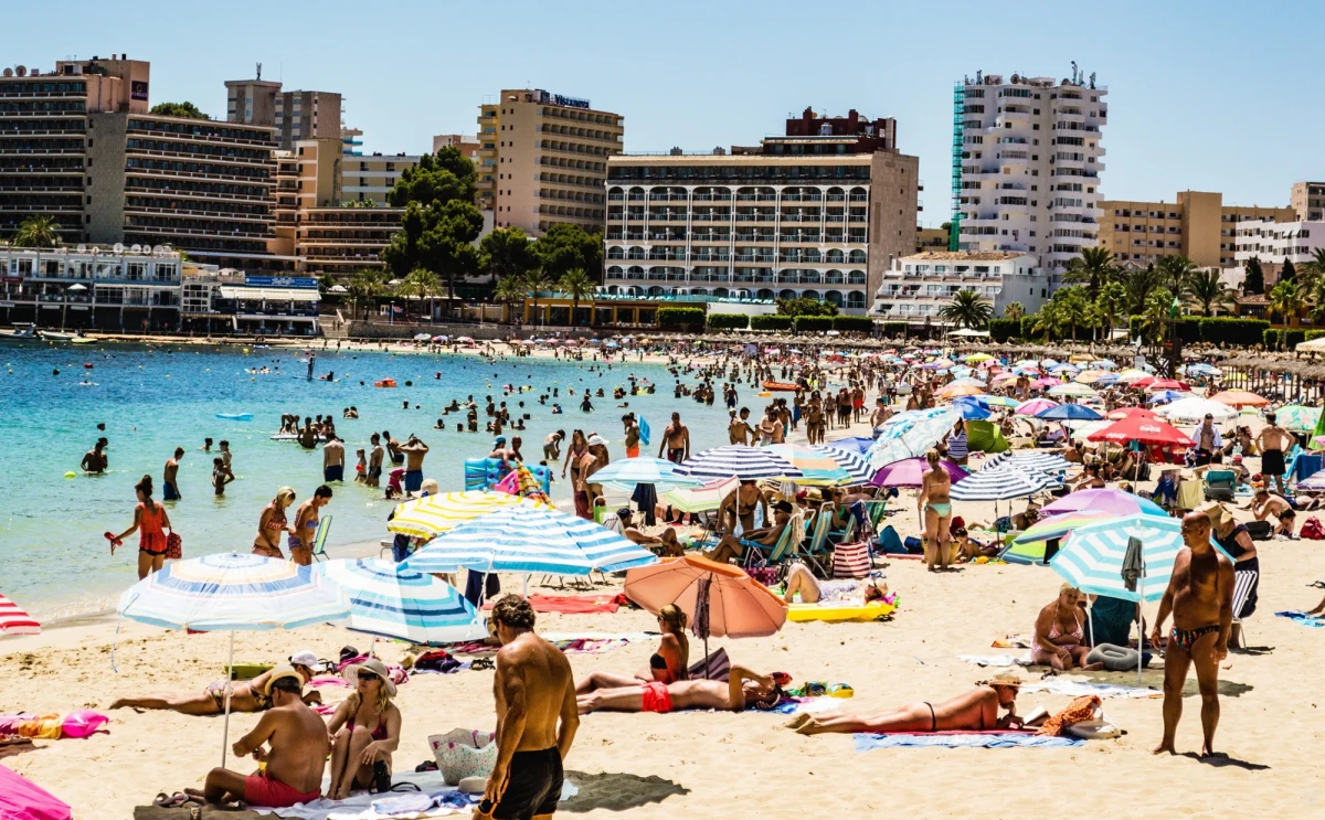 Czerwiec w Europie zapowiada się wyjątkowo gorąco. Temperatury w niektórych regionach mogą poszybować nawet do 42 st. C, a Hiszpania i Portugalia znajdą się w epicentrum tego piekielnego lata.