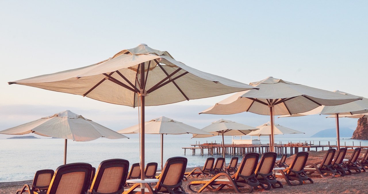 Tanie wakacje? Sprawdź, co próbują przed tobą ukryć portale turystyczne