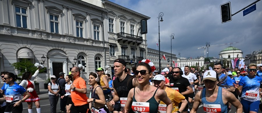 Od piątku (6 czerwca) do niedzieli (8 czerwca) w Warszawie odbędzie się kilka imprez biegowych i triathlonowych. Kierowcy i pasażerowie komunikacji miejskiej muszą się liczyć ze sporymi utrudnieniami w ruchu.