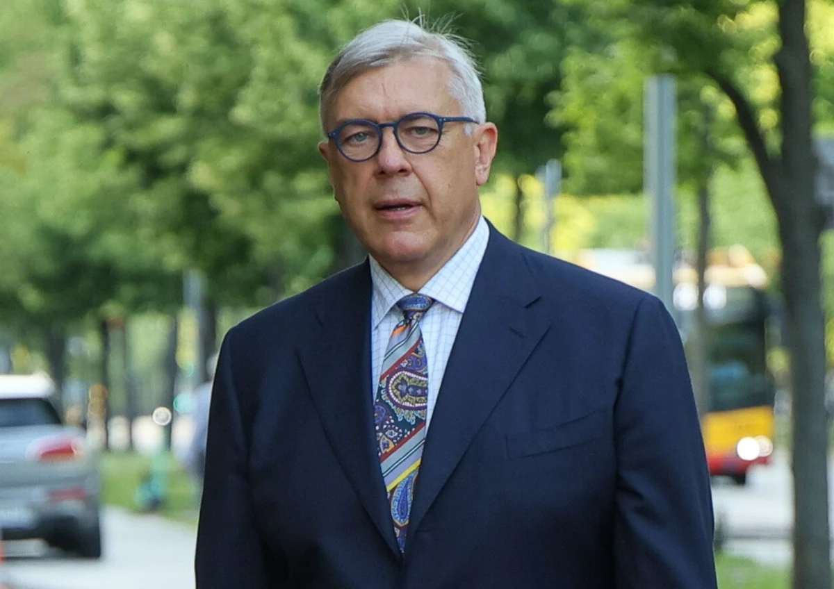 "Do Agencji Bezpieczeństwa Wewnętrznego wpłynęło zawiadomienie posła na Sejm RP Romana Giertycha" - poinformował w mediach społecznościowych Jacek Dobrzyński - rzecznik prasowy ministra spraw wewnętrznych i administracji. 