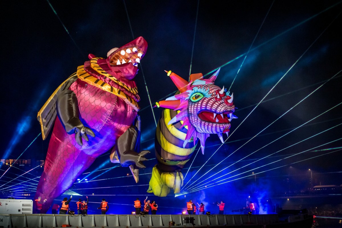 Smoki opanowały Kraków. Dzisiaj Wielka Parada Smoków w centrum miasta