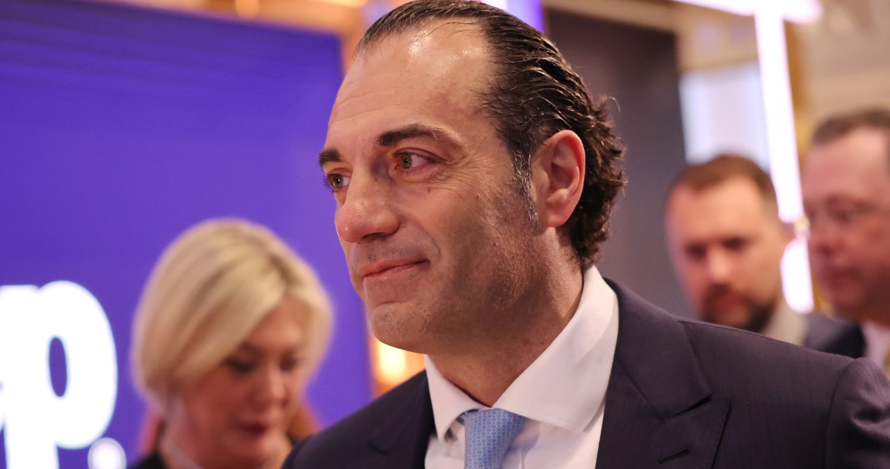 Niemal 10,2 mln dolarów rocznie. Tyle otrzyma nowy dyrektor Stellantisa