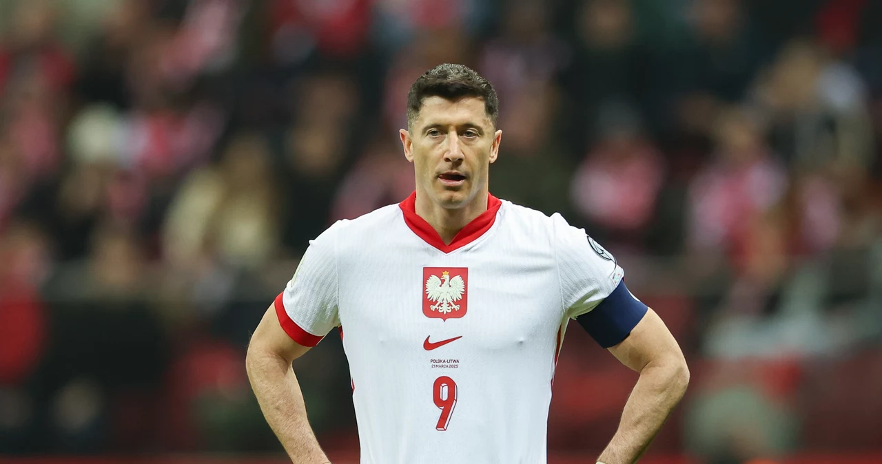 Robert Lewandowski nie jest większy od reprezentacji Polski - uważa Michał Listkiewicz w rozmowie z Interią. Po burzy przewiduje zwrot akcji