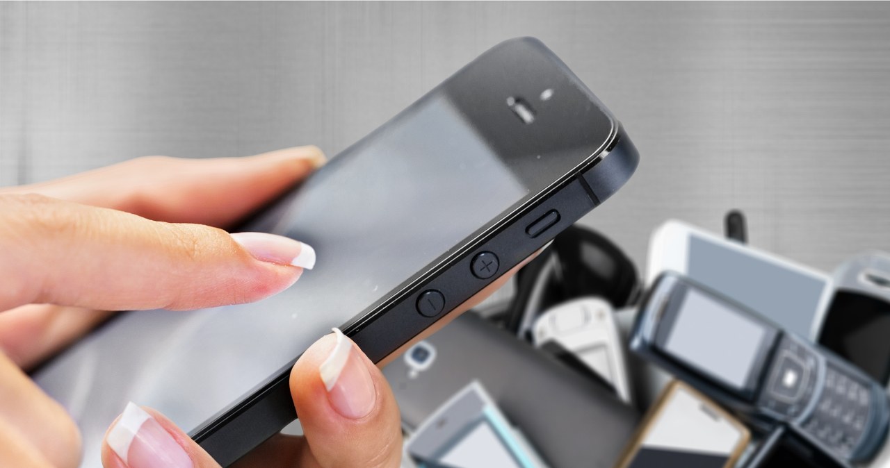 Ten genialny trik sprawia, iż stary telefon znów staje się potrzebny