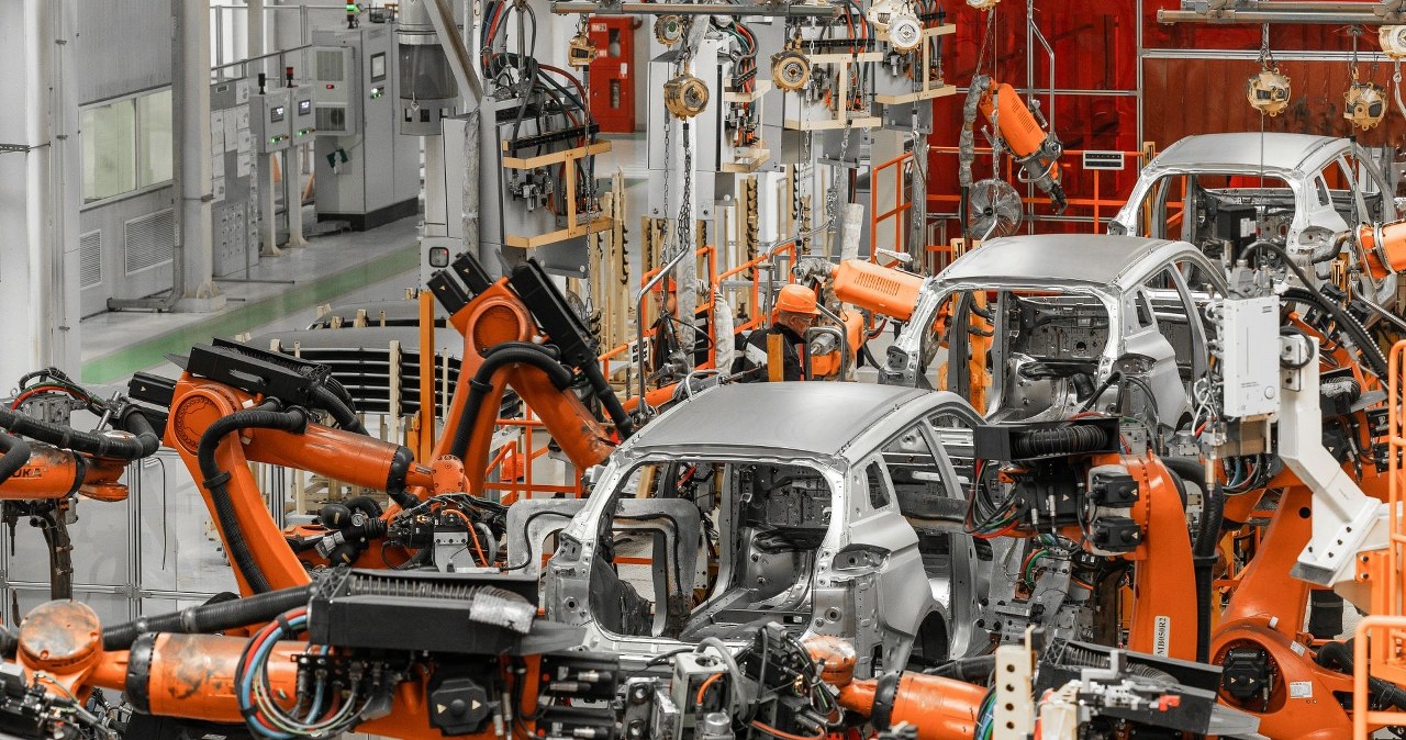 Producenci samochodów w panice. Chińczycy ograniczyli dostęp do surowców