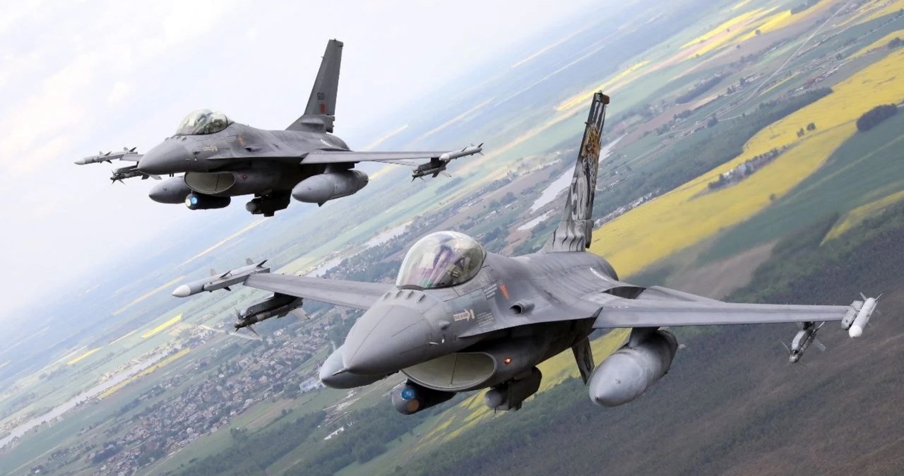 Tajemniczy atak Rosji. Grad pocisków spadł na bazę myśliwców F-16?