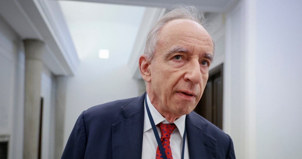 "Nie poddał się postępowaniu sprawdzającemu ABW". MSZ o Bartoszewskim