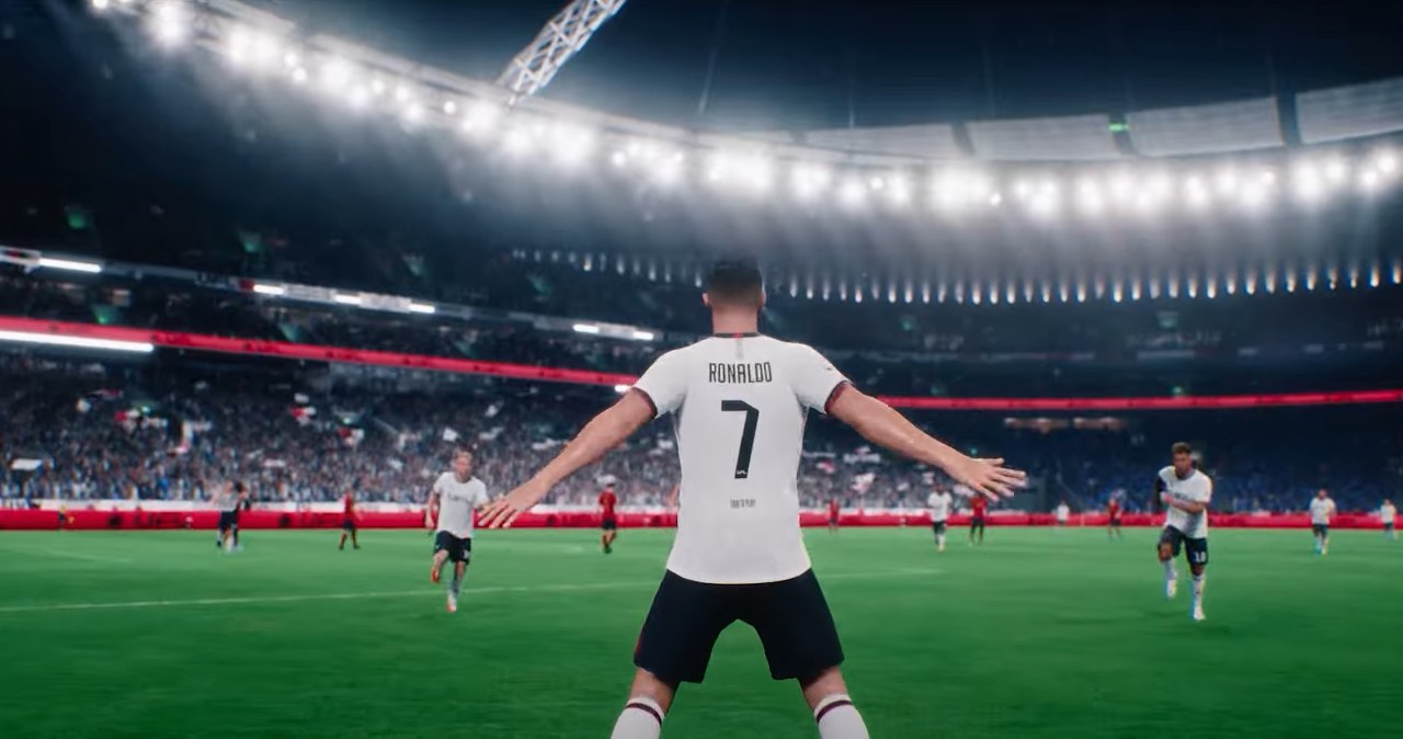 UFL otwiera się na graczy. To piłkarska produkcja promowana przez Ronaldo