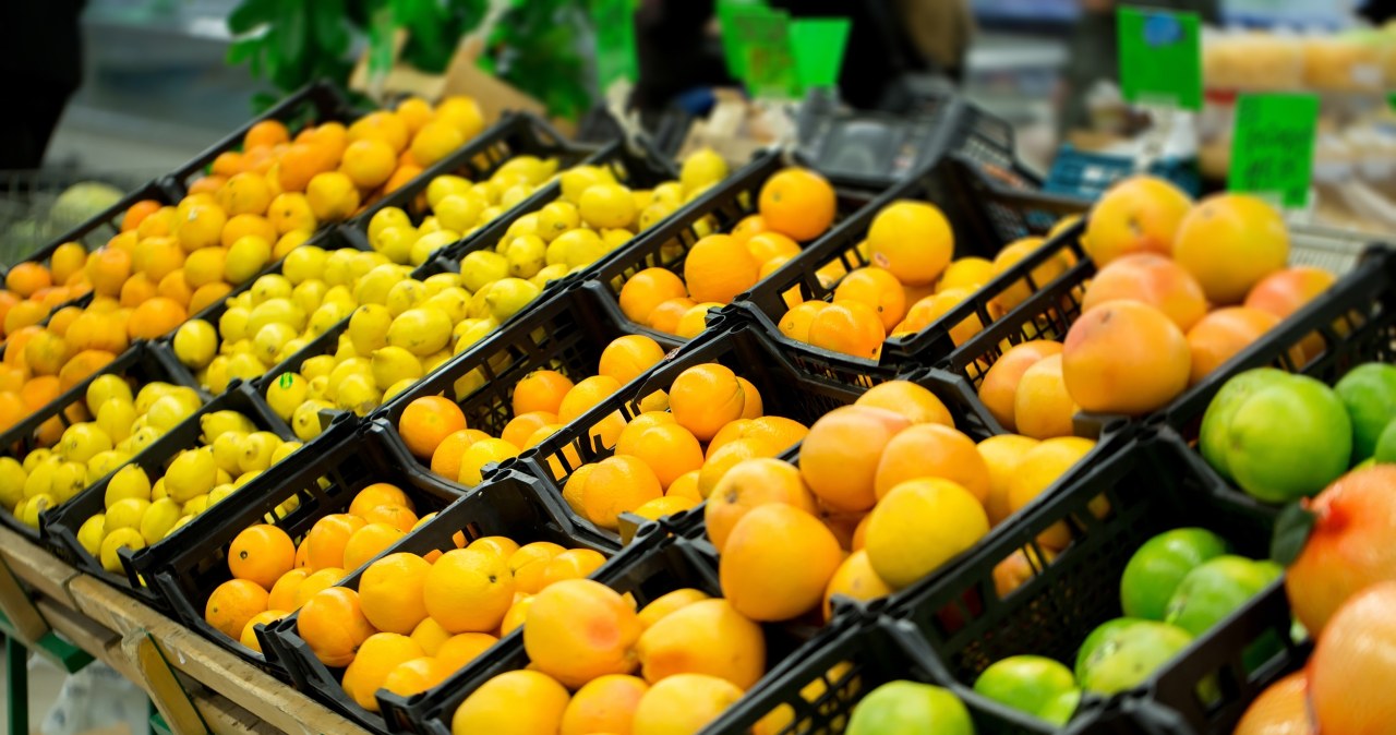 Cytrusy drenują portfele Polaków. Tylko dwa owoce potaniały