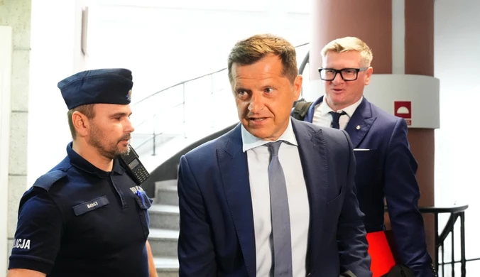 Robert Lewandowski zeznawał w sądzie. Strefa wyizolowana, a naprzeciwko Kucharski