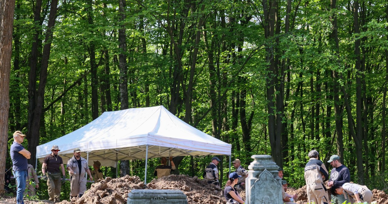 Ekshumacje na Wołyniu. Nowa decyzja Ukrainy, wiceminister potwierdza