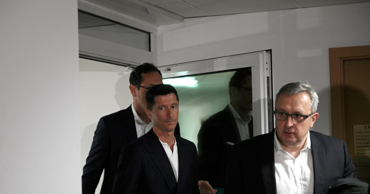 Ponad pięć godzin zeznań Lewandowskiego. Wyszedł bez słowa