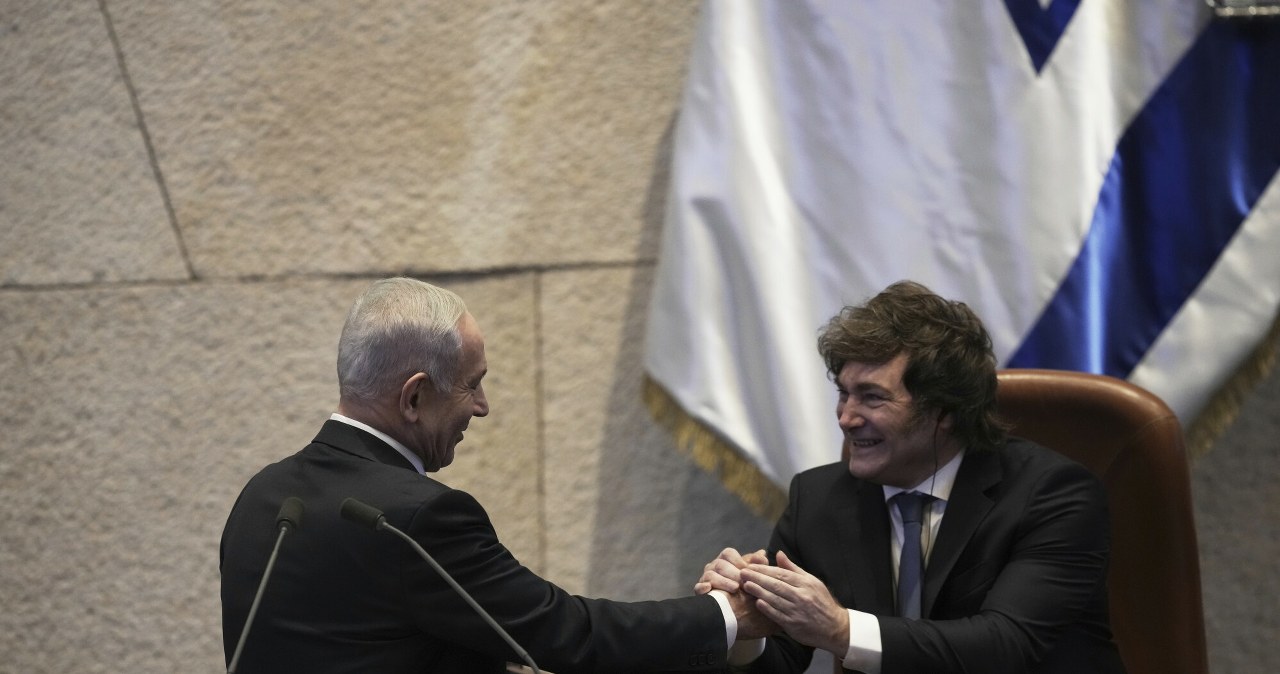 Argentyna przenosi ambasadę w Izraelu. "W tych trudnych dniach"