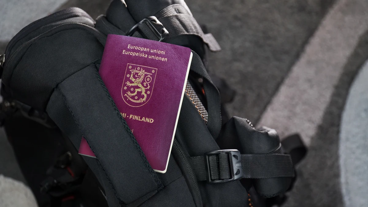 Paszport made in Poland - taka przyszłość czeka teraz Finów. Produkcja tych dokumentów w Finlandii zostanie zakończona i będą teraz drukowane w Polsce – poinformował w środę fiński dziennik gospodarczy "Taloussanomat".