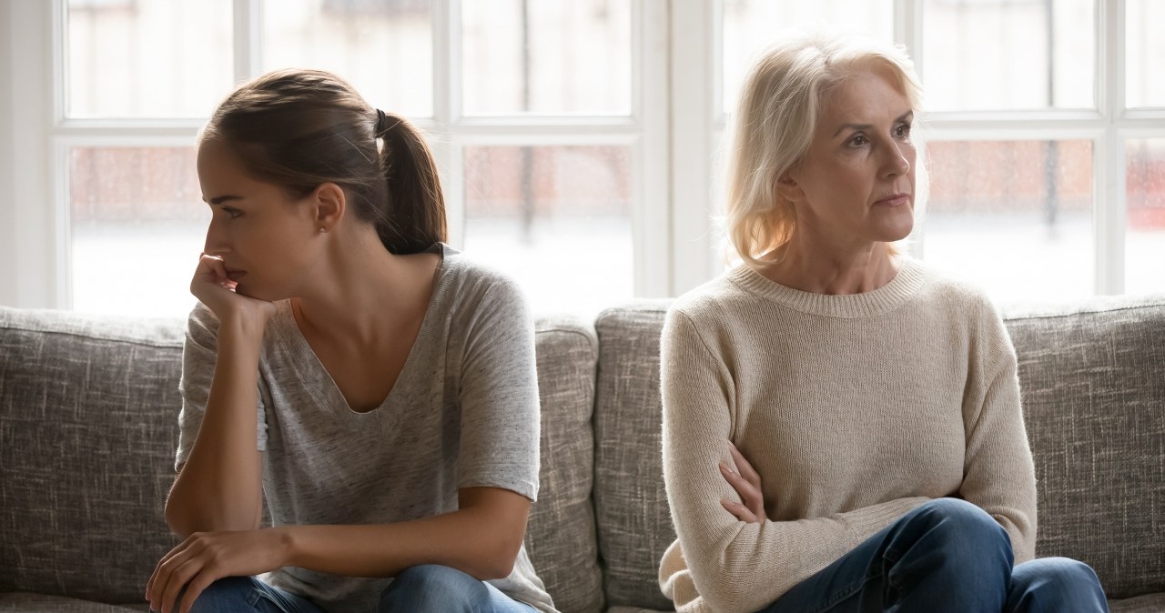 6 zdań, które mówią nam niedojrzali emocjonalnie rodzice. Jak sobie radzić?