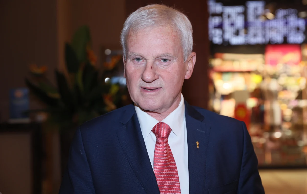 Po dzisiejszej dymisji Michała Probierza pojawia się coraz więcej domysłów odnośnie jego prawdopodobnego następcy. "Samo trenowanie w reprezentacji jest mniej ważne, bo tych treningów jest w roku kilka, może kilkanaście. Chodzi o całą więź z zawodnikami, trafienie do nich, zdobycie ich zaufania, przekonanie do swojej wizji" - przyznaje w rozmowie na antenie internetowego Radia RMF24 Michał Listkiewicz, były prezes PZPN i sędzia piłkarski.