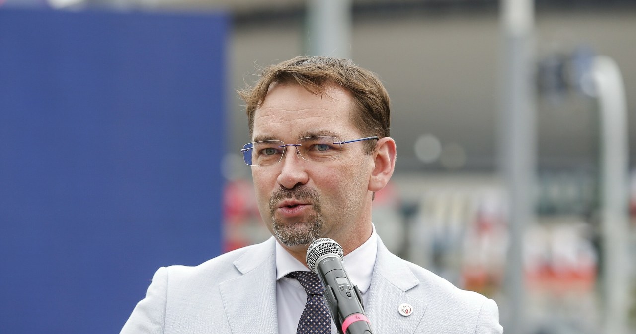 Polskim siatkarzom obiecano premię, wielka podwyżka. Świderski się wygadał